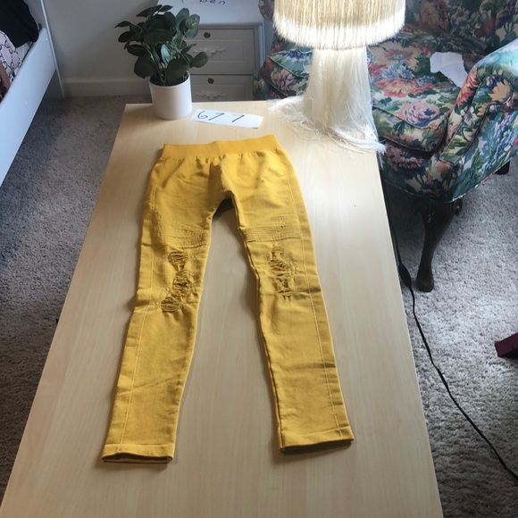 Nikibiki - Picture 1 of 8